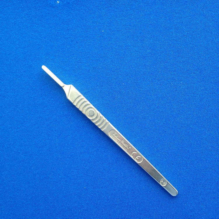 Scalpel handles