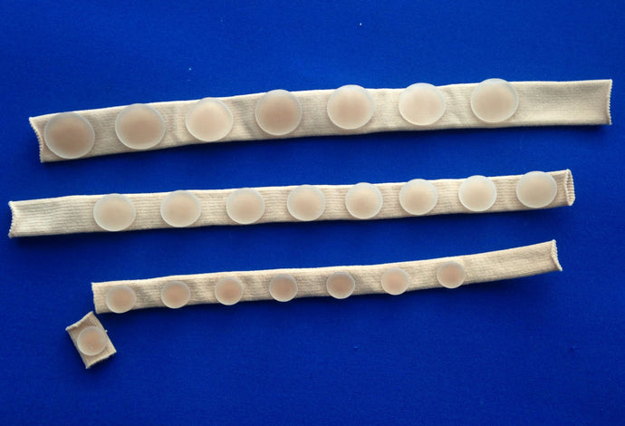 Ribbed tubing with individual gel pads,1 strip