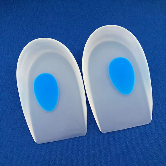 Dual density heel cup with heel spur protection, small