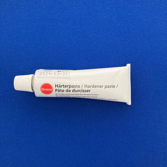 Putty catalyst/hardener